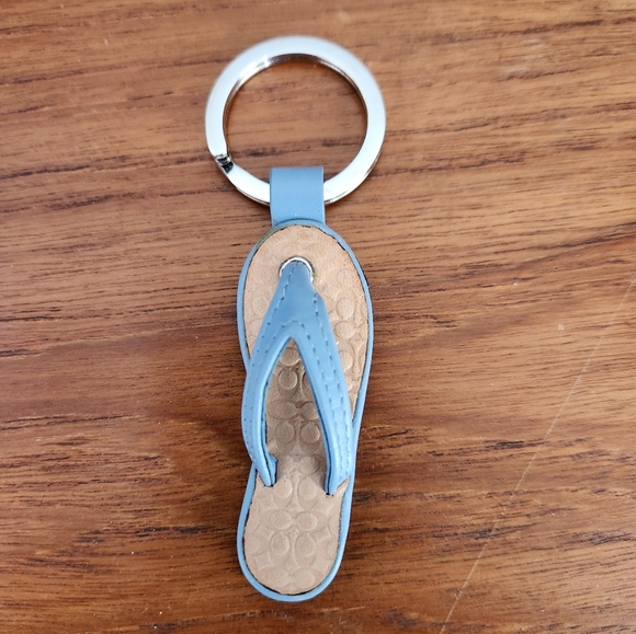 Coach flip flop keychain - Picture 3 of 3